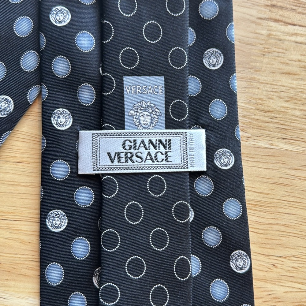 Gianni Versace Navy Blue Polka Dot Logo Tie w/ Bag - Picture 3 of 5